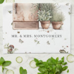 Rustikale handgemalte Kitchen Monogram Tea Geschirrtuch<br><div class="desc">Gedenktücher sind ideal für die Zubereitung von Pfannkuchen oder für besondere Anlässe. Perfektes Geschenk für Neuvermählte. Fügen Sie diesem Design Ihre benutzerdefinierte Formulierung hinzu, indem Sie die "Diese Vorlage bearbeiten"-Felder auf der rechten Seite des Elements verwenden, oder klicken Sie auf die blaue Schaltfläche "Anpassen", um den Text anzuordnen, die Schriftart...</div>