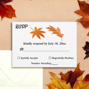 Rustikale Herbst-Orangen-Blätter fallen blutige Ho RSVP Karte