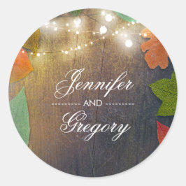 Rustikale Herbstlaub und Holzhochzeiten Runder Aufkleber