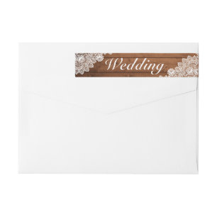 Rustikale Hochzeit aus Holz und Weiß