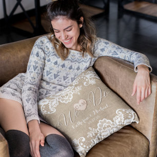 Rustikale Hochzeit in Burlap und Lace Kissen