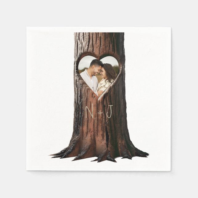 Rustikale Hochzeit mit Carved Heart Tree Serviette (Vorderseite)