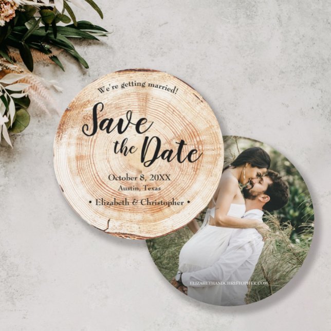 Rustikale Hochzeit Speichern Sie das Datum Foto Ho Einladung (Rustic Wedding round invitation photo save the dates.)