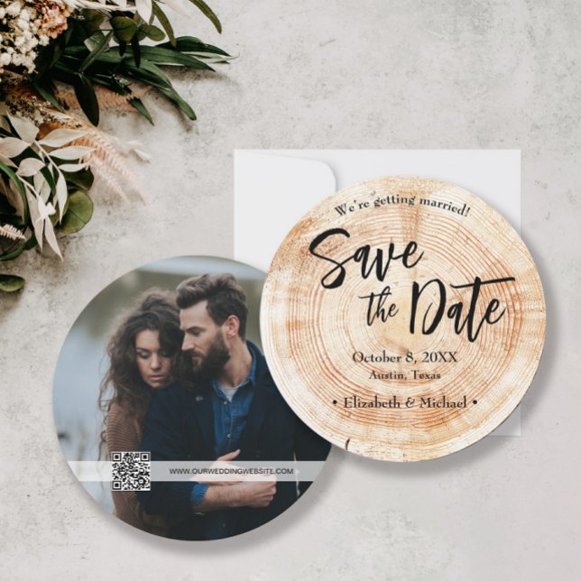 Rustikale Hochzeit Speichern Sie das Foto mit der  Einladung (Rustic elegant wood cut slice design, wedding photo save the date qr code website)