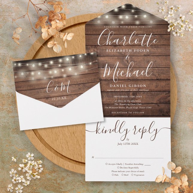 Rustikale Hochzeit von Holzstring Lights Monogram All In One Einladung (Rustic Wood String Lights Monogram Wedding All In One Invitation)