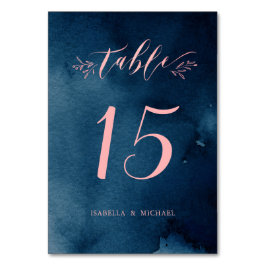 Rustikale Hochzeitsstiftung mit Navy-Blush-Kalligr Tischnummer