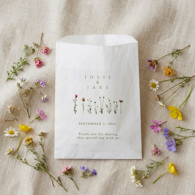 Rustikale Hochzeitsstipps Wildblumen bevorzugen Ta Geschenktütchen (Rustic wedding wildflowers favor bags.)