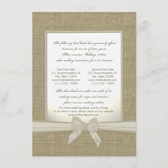Rustikale Hochzeitsunterkünfte in Burlap und Bow Begleitkarte (Vorderseite)