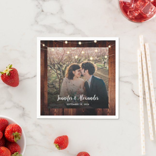 Rustikale Holz-Lichterkette Foto-Hochzeit Serviette (Beispiel)