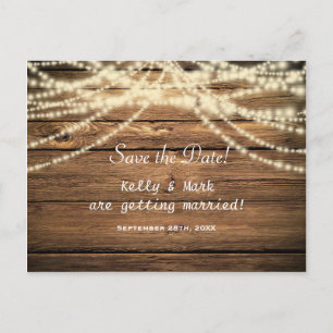 Rustikale Holz- & Lichterketten Save The Date Post Ankündigungspostkarte