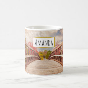 Rustikale Holzbrücke im Land Kaffeetasse