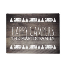 Rustikale hölzerne glückliche Lagerbewohner