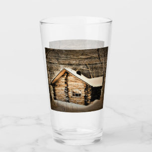 Rustikale Holzhütte im Grünen Glas