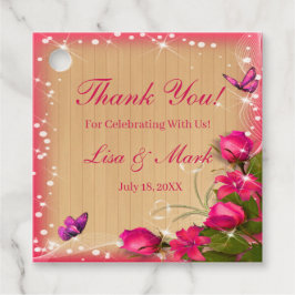 Rustikale Holzpink-Blütenschmetterlingshochzeit Geschenkanhänger