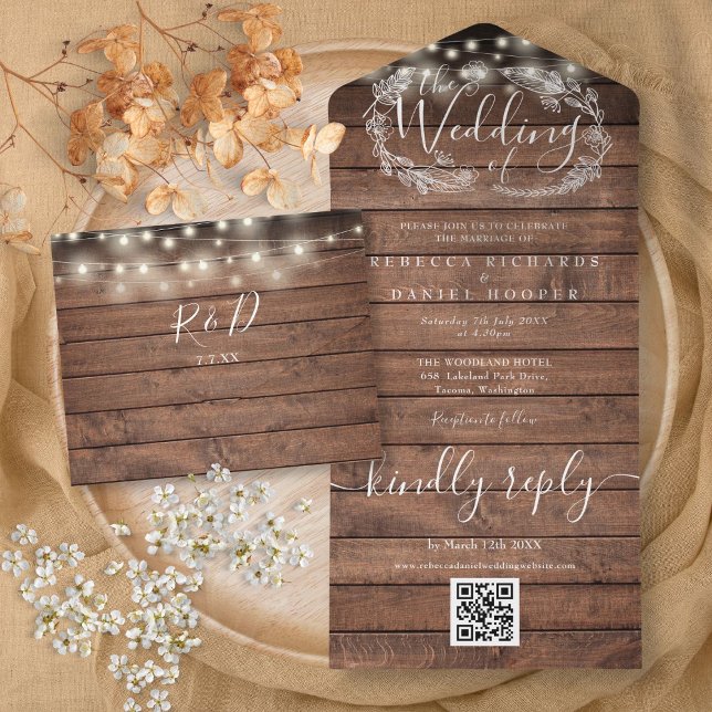 Rustikale Holzstring Lights QR Code Blumenhochzeit All In One Einladung (Rustic Wood String Lights QR Code Floral Wedding All In One Invitation)