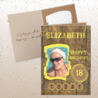 Rustikale Imitate aus braunem Holz, 18.