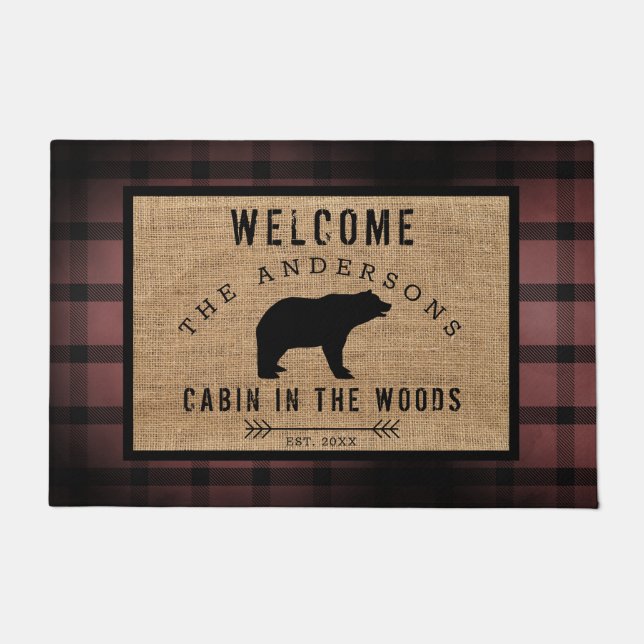 Rustikale Karierte Bärenhütte im Wald Fußmatte (Vorderseite)
