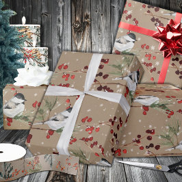 Rustikale Kraft Black Cap Chickadevögel & Berries Geschenkpapier