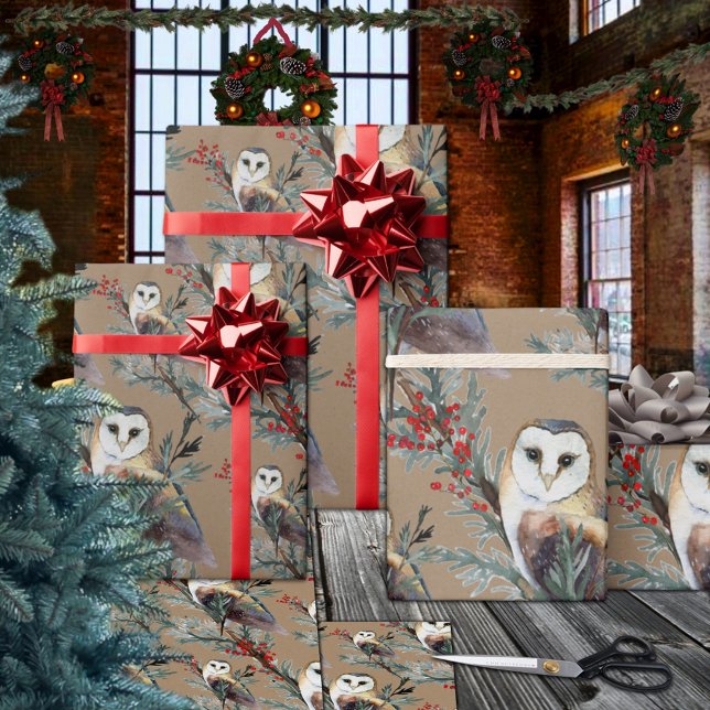 Rustikale Kraft-Stall-Owls in einem jungen Baumlan Geschenkpapier (Rustic Kraft Barn Owls In A Juniper Tree Woodland Christmas Holiday Gift Wrapping Paper Rolls)