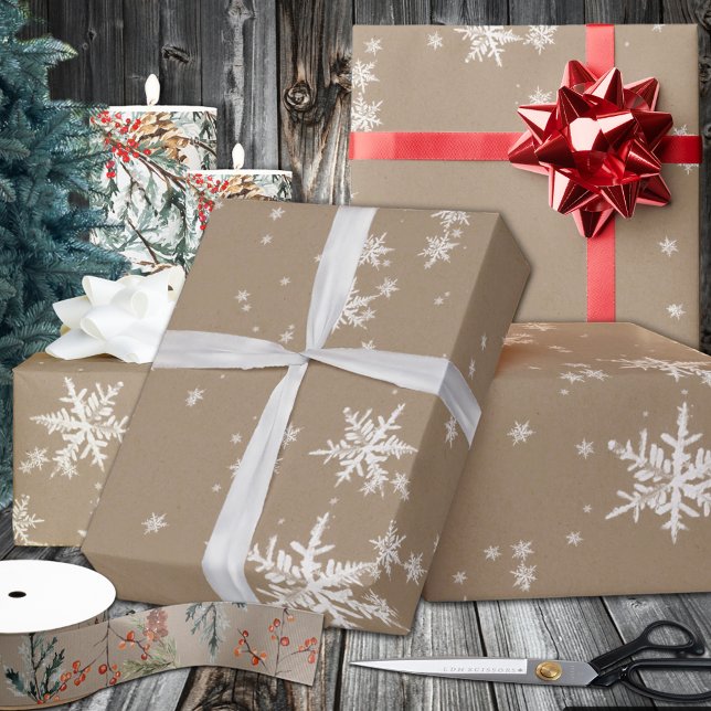 Rustikale Kraft Winterweiße Schneeflocken Matte  Geschenkpapier (Rustic Kraft Winter White Snowflake Wrapping Paper in 6 and 15 foot long 30 Inch Width Rolls
)