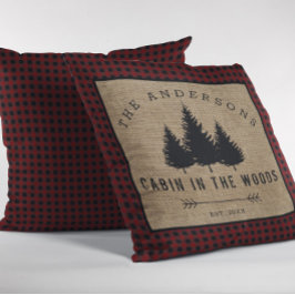 Rustikale Landfamilie Kabine im Wald Kissen