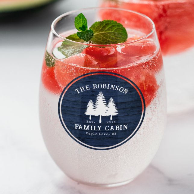 Rustikale Landfamilienhäuser Bäume Blauer Holzdruc Weinglas Ohne Stiel (Von Creator hochgeladen)