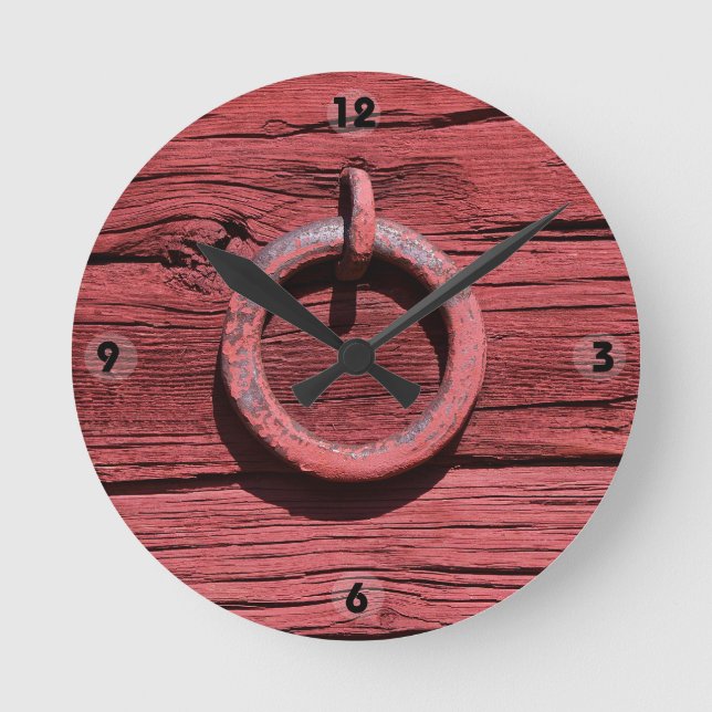 Rustikale ländliche rote hölzerne runde wanduhr (Vorderseite)