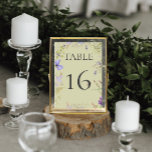 Rustikale Lavendel & Sage-Wildblumen Heirat Tischnummer<br><div class="desc">Die Einführung unseres exquisiten rustikalen Hochzeitsprogramms, das so gestaltet wurde, dass es das Wesen Ihres besonderen Tages mit seinem bezaubernden Design einfängt. Stellen Sie sich eine sanfte, grüne Kulisse vor, in der Sie einen ruhigen und romantischen Ton für Ihre Feier festlegen können. Das Design ist mit einem zarten Rahmen aus...</div>