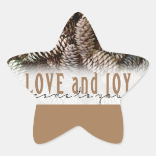 Rustikale Liebe und Joy Pine Cone Stern-Aufkleber