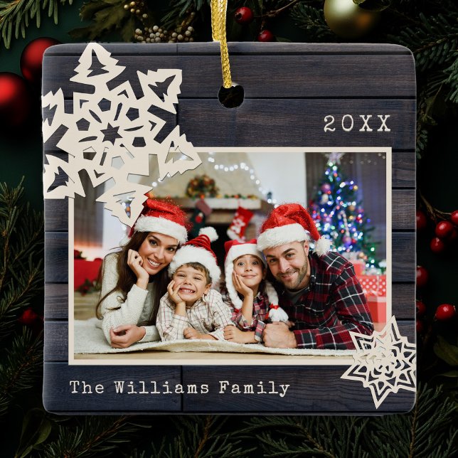 Rustikale moderne Foto DIY Snowflake Familienname  Keramikornament (Von Creator hochgeladen)