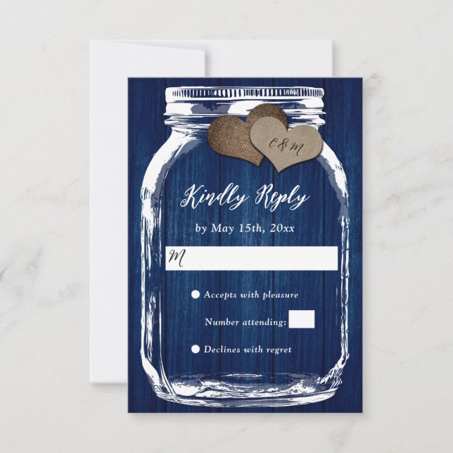 Rustikale Navy Blue Wood Mason Jar Hearts Wedding RSVP Karte (Vorderseite)