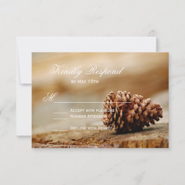 Rustikale Pine Cone Wedding RSVP Karten (Vorderseite)