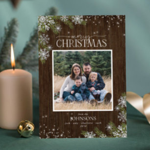 Rustikale Pine Snowflakes Merry Wood Family Foto Feiertagskarte