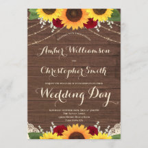 Rustikale Rose-Hochzeit der Holzsaitenleuchten