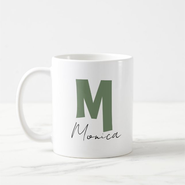 Rustikale Salbeigrüne Monogramm Buchstabe M Person Kaffeetasse (Links)