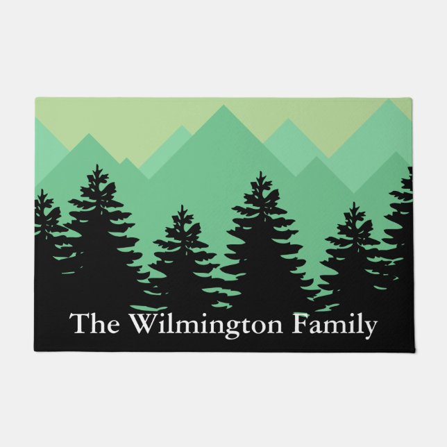 Rustikale Silhouetten und Waldgebiete Familienname Fußmatte (Vorderseite)