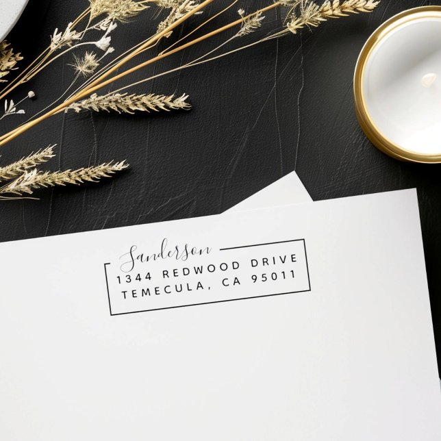 Rustikale Skriptnachname Rechteckige Rücksendeadre Permastempel (Von Creator hochgeladen)