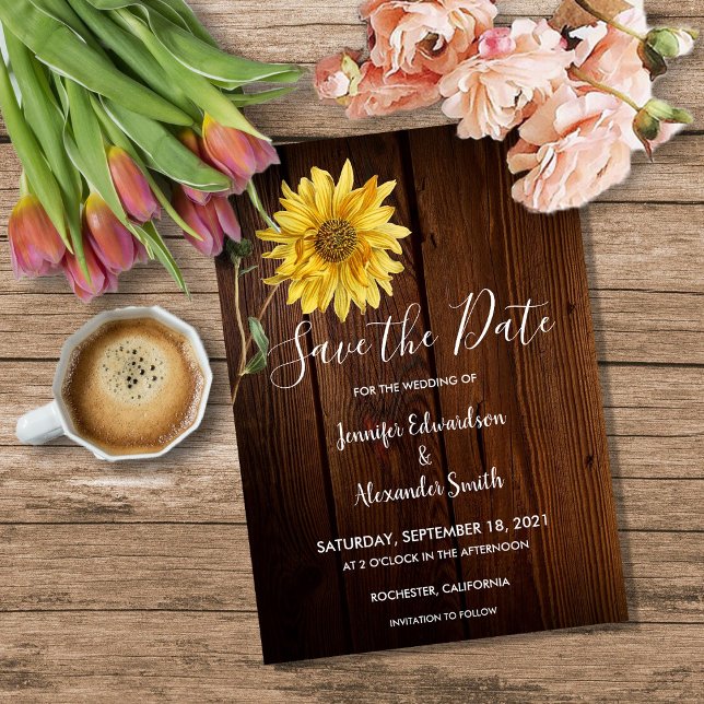 Rustikale Sonnenblume auf Stallenholz Hochzeit Save The Date (Rustic sunflower on barn wood country wedding save the date card. For your rustic country wedding.)