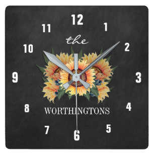 Rustikale Sonnenblumen Country Chalkboard Name Quadratische Wanduhr