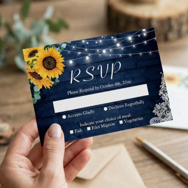 Rustikale Sonnenblumen Navy Blue String Lights Hoc RSVP Karte (Von Creator hochgeladen)