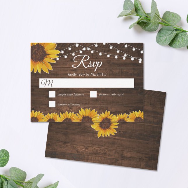 Rustikale Sonnenblumen-String-Lights Hochzeitsszen RSVP Karte (Von Creator hochgeladen)
