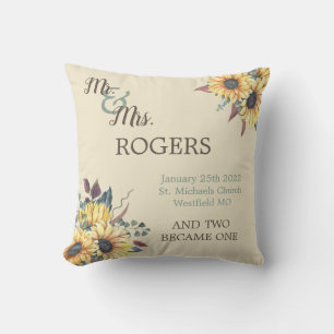 Rustikale Sonnenblumenbraut und Kissen mit Kiefer