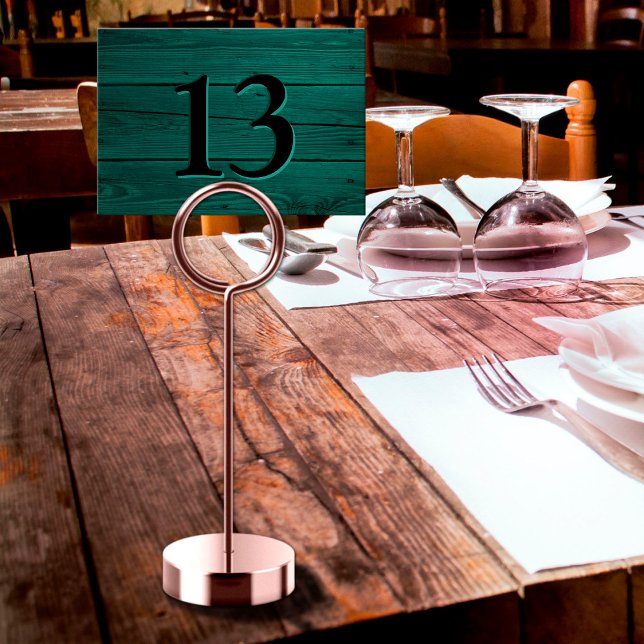 Rustikale, täuschend echt gravierte, Türkisgrüne R Tischnummer (Rustic Faux Engraved Teal Green Restaurant Table Number)