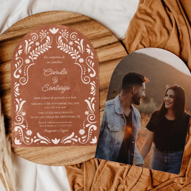 Rustikale Terracotta Spanisches Foto Hochzeit Einladung (Terracotta Talavera Mexican Arch Photo Wedding Invitation)