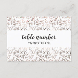 Rustikale Tischnummern für Hochzeiten aus Holz