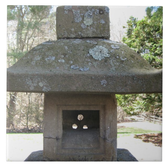 Rustikale verwitterte Steinlaterne Fliese (Vorderseite)