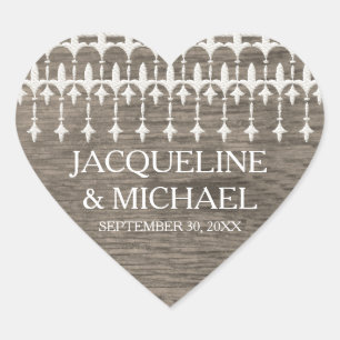 Rustikale Vintage Spitzen-Bartholz-Herz-Typografie Herz-Aufkleber