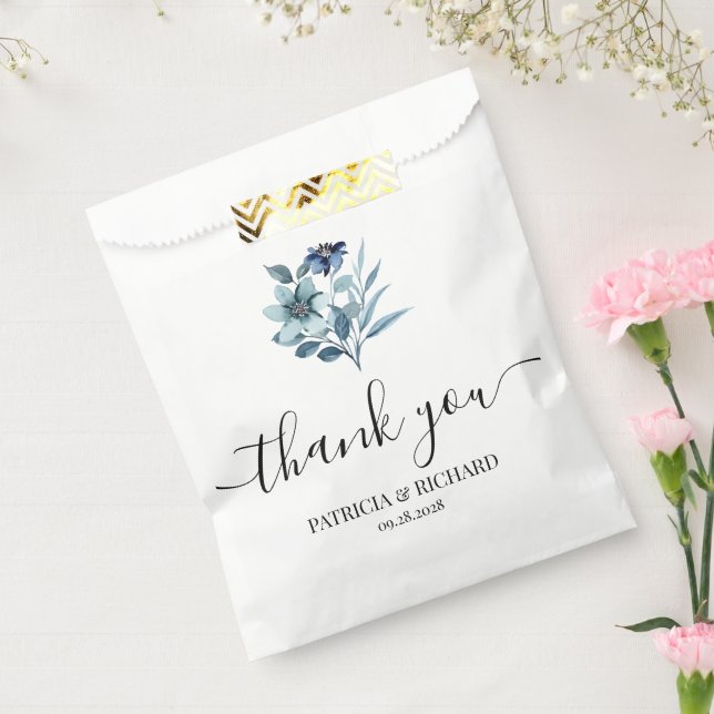 Rustikale Wasserfarben-Illustration Blaues Blumenb Geschenktütchen (Versiegelt)