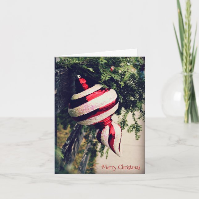 Rustikale Weihnachtsschmuck und Grün auf Zaun Karte (Vorderseite)