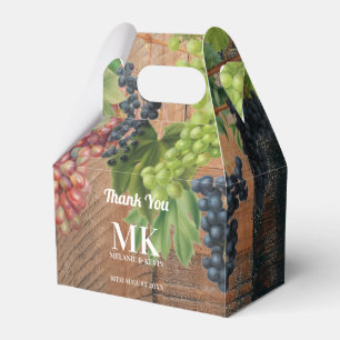 Rustikale Weinberg-Holz- und Trauben-Monogramm-Hoc Geschenkschachtel